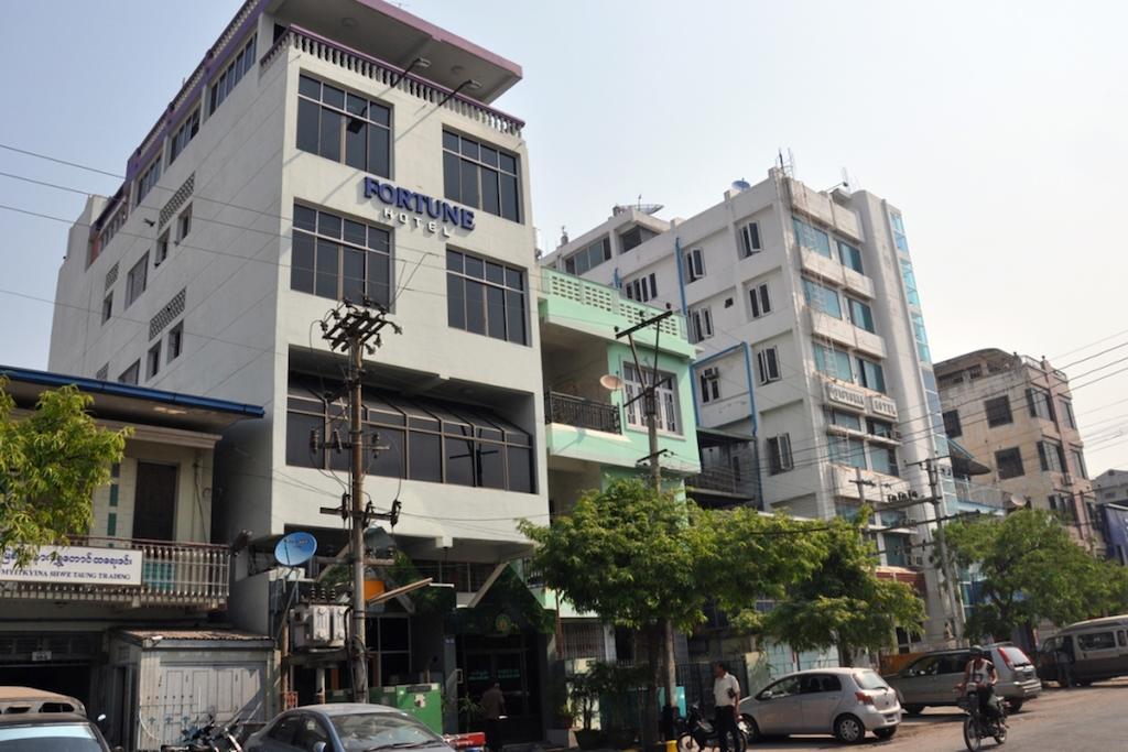 Fortune Hotel Mandalay Exterior photo